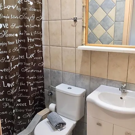 Mersina Apartman Kerí